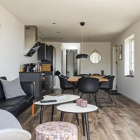 Gorgeous In With Wifi Apartment *